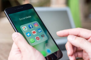 Social Media Marketing Facebook Twitter Instagram